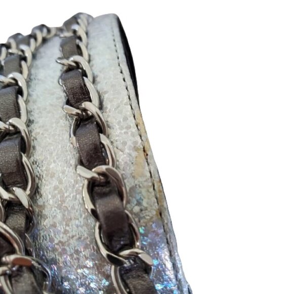 Chanel Metallic CC Chain Embellished Slides - Picture 6 of 9